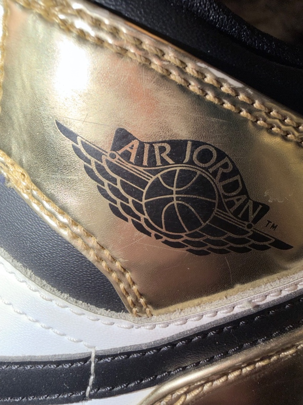 🤎 NIKE // Kids Air Jordan Mid Metallic Gold // Size 4Y - Picture 6 of 7